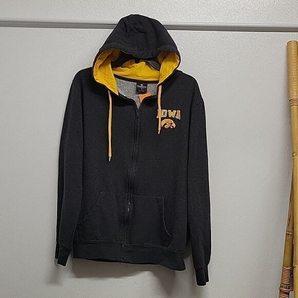 Iowa Hawkeyes sweatshirt - Picture 1 of 6